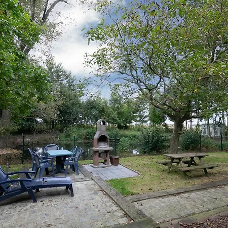 Landgoed Karel Yedeghem Casa de Férias